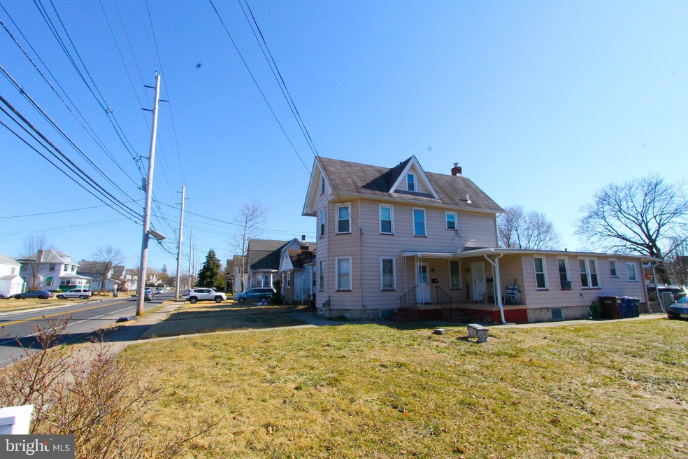 526 S Fairview St, Riverside, NJ 08075 - photo 1