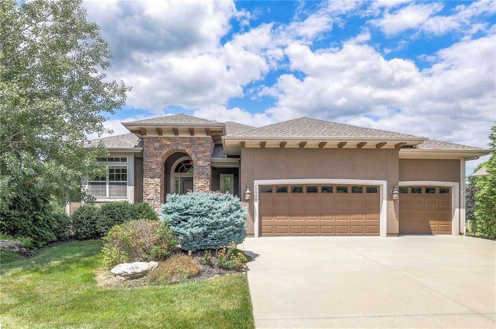 11308 W 154th St, Overland Park, KS 66221 - photo 1