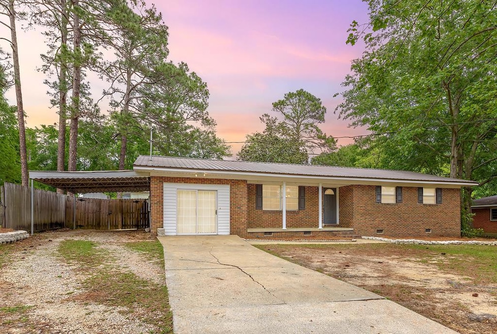 1008 Martin St, Dothan, AL 36301 - photo 1
