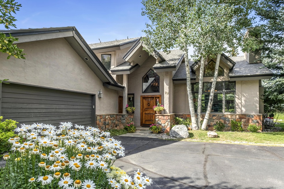 29 Aspen Meadow Dr-001