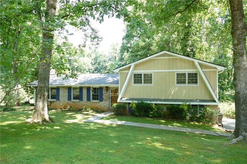 1360 W Pine Ln, Acworth, GA 30102 - photo 1