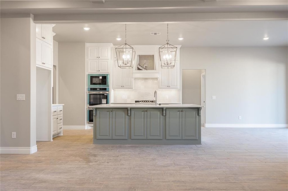 925 Peony Place, Edmond, OK 73034 - photo 1