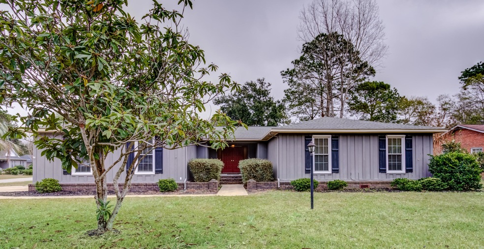 980 Cottingham Dr-1