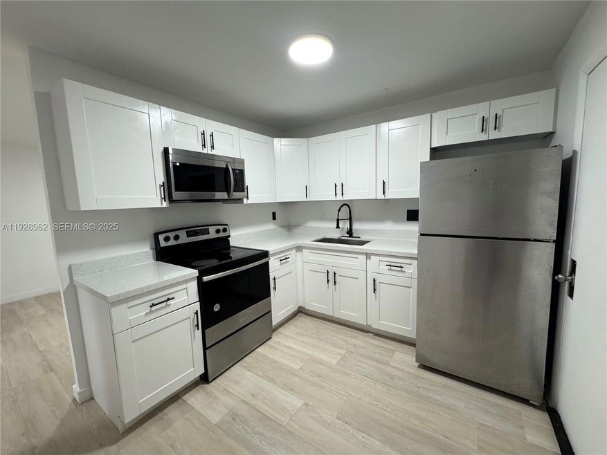 12215 W Dixie Hwy unit 103, North Miami, FL 33161 - photo 1