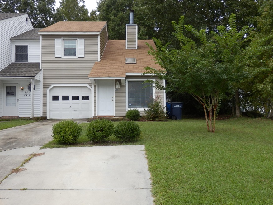 315 Bracken Place, Jacksonville, NC 28540 - photo 1