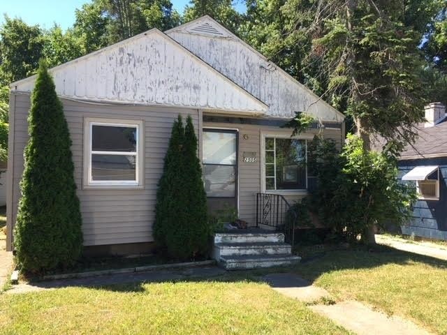 2505 Lester Ct, Flint, MI 48503 - photo 1