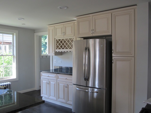 832 N Spring St, Elgin, IL 60120 - photo 1