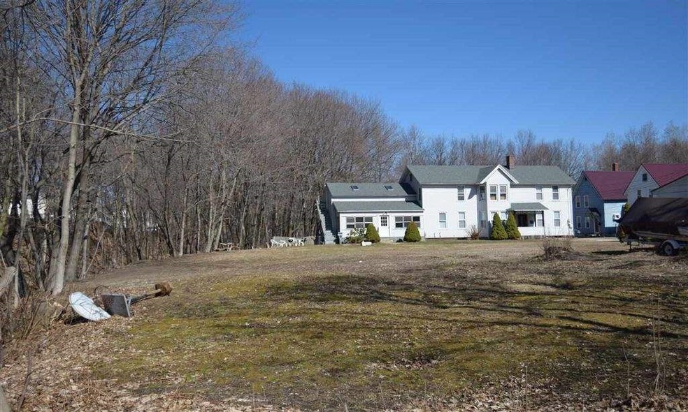 11 1/2 Perkins Ct, Concord, NH 03301 - photo 1