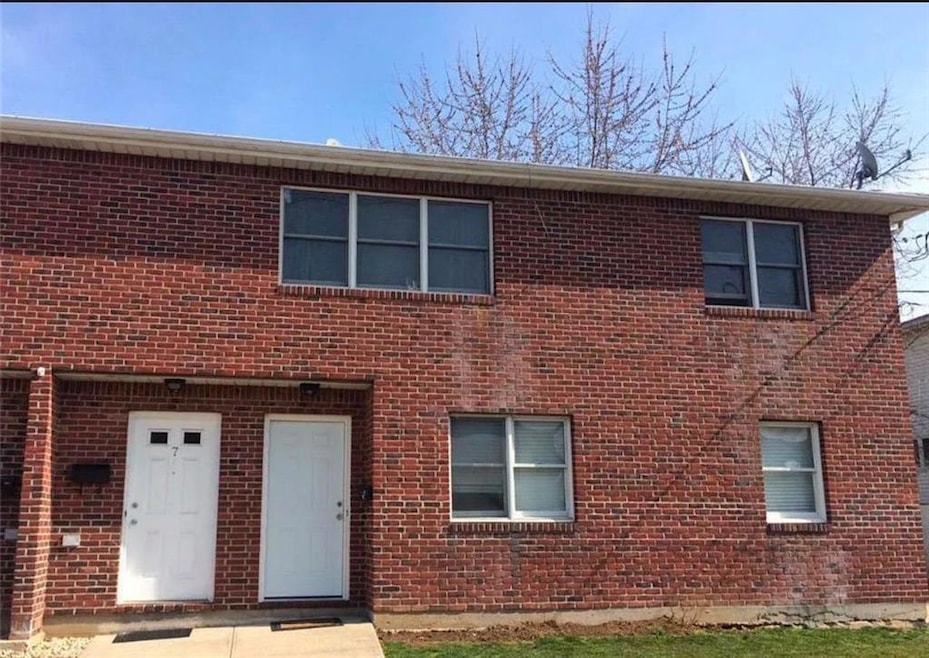 Sold $688,000 • Co-Listing Agent