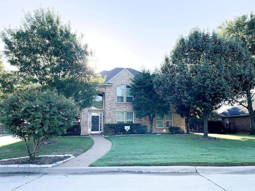 215 Canyon Lake Dr, Southlake, TX 76092 - photo 1