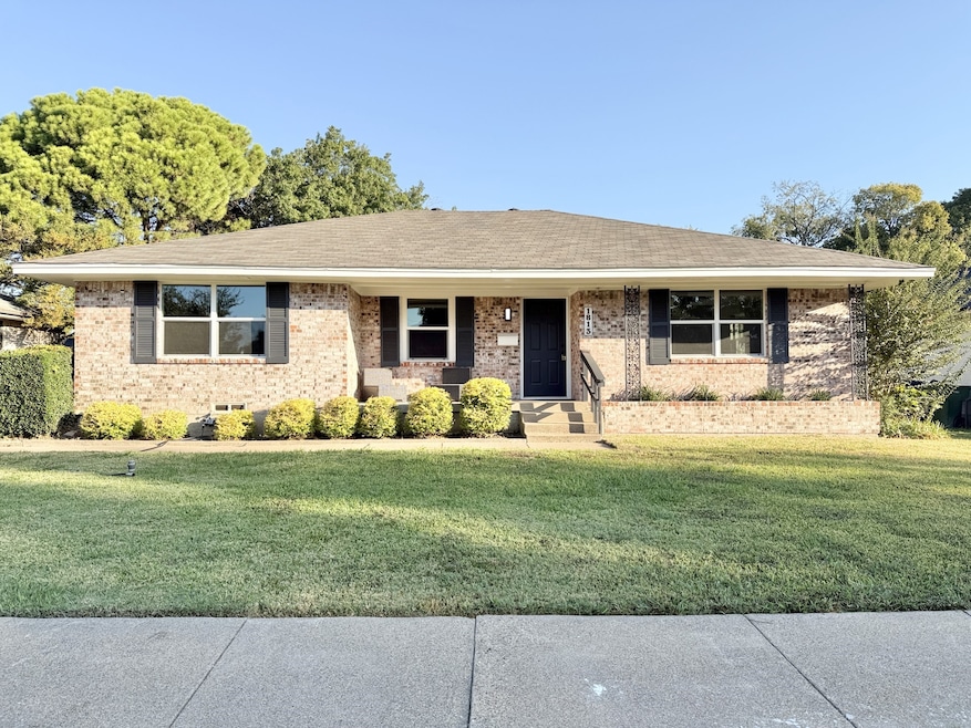 Under Contract $289,000