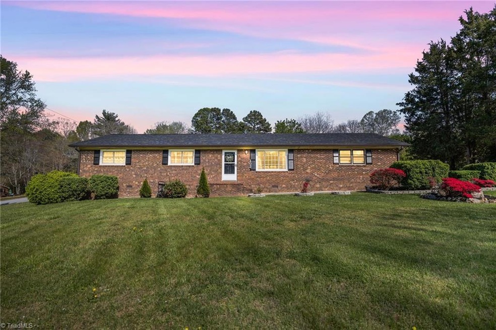 102 N Hall St, High Point, NC 27263 - photo 1