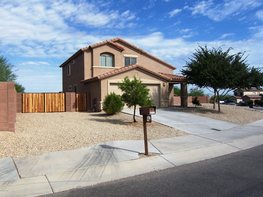 Like new home on HUGE lot!