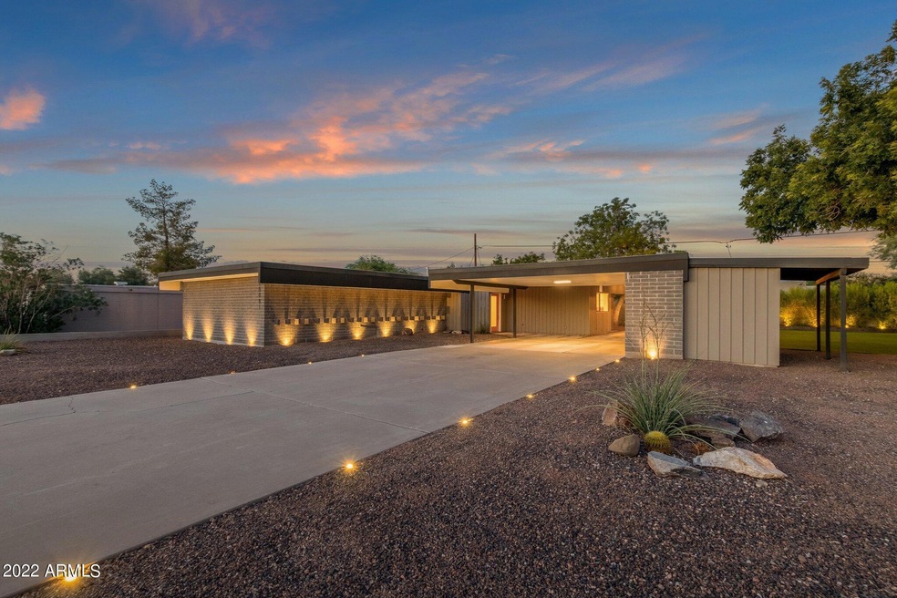 10001 N 33rd Pl
