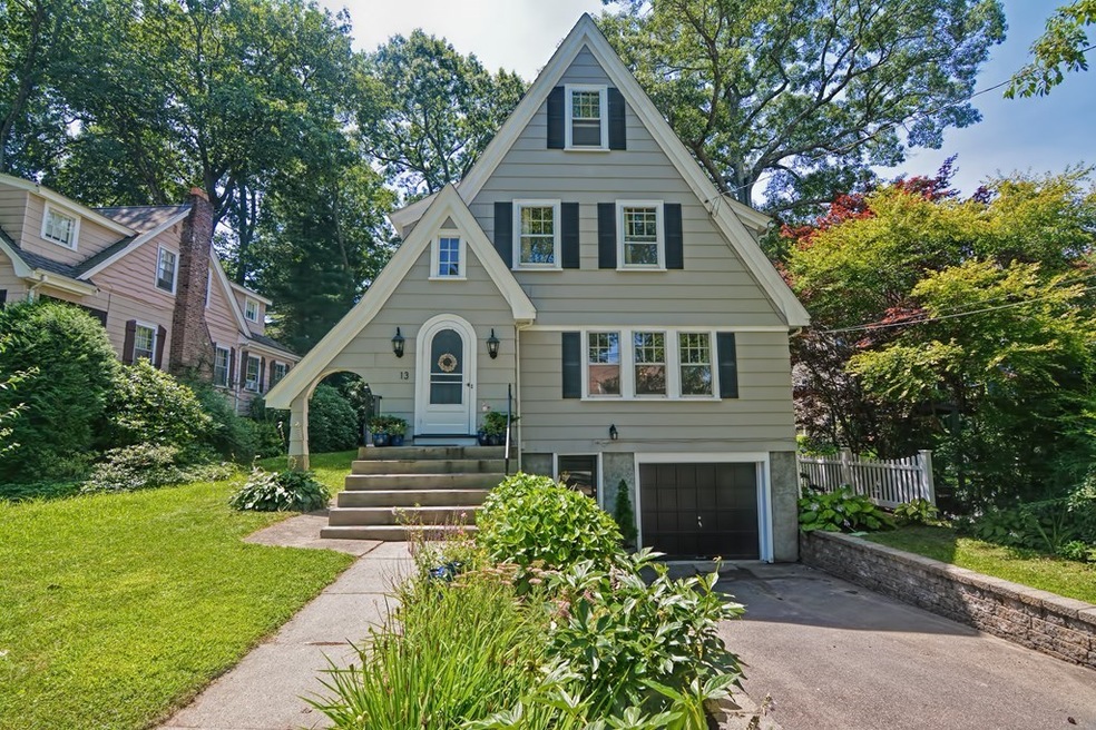 13 Laurel Dr, Needham, MA 02492 - photo 1