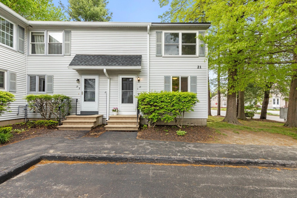 21 Valley St unit 1, South Portland, ME 04106 - photo 1