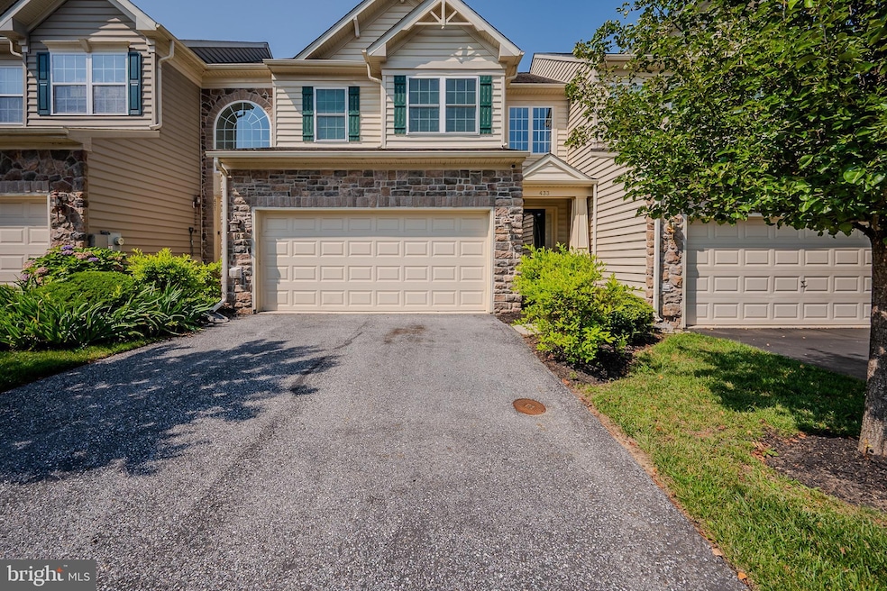 433 Pierce Run, Newark, DE 19702 - photo 1