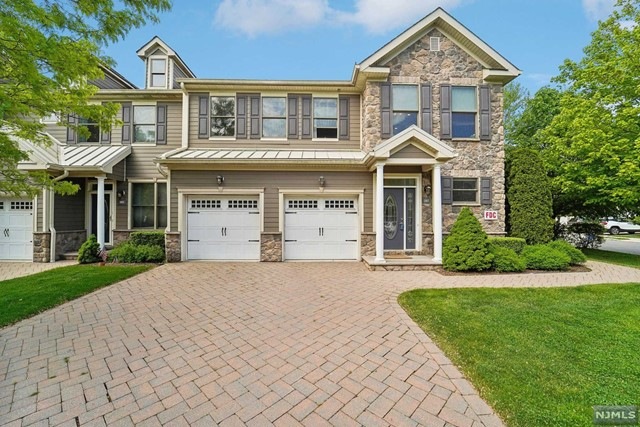 207 Whitney Ln, Allendale, NJ 07401 - photo 1