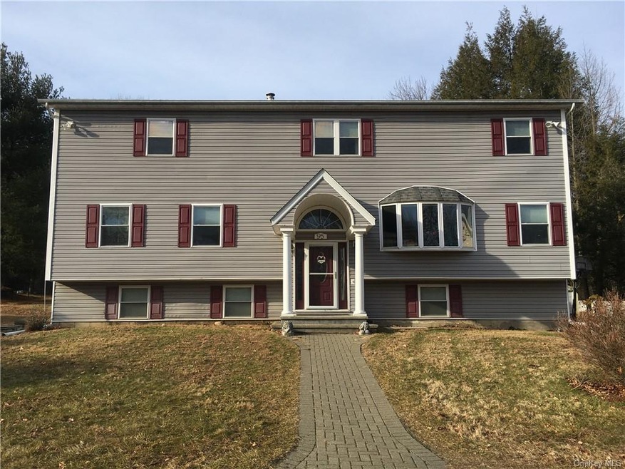 95 Kelly Rd, Carmel, NY 10512 - photo 1