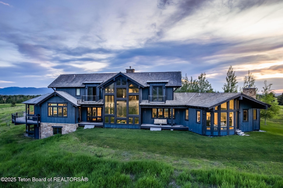 Pending $8,395,000 • Co-Listing Agent