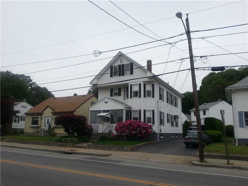 1081 Plainfield St, Johnston, RI 02919 - photo 1