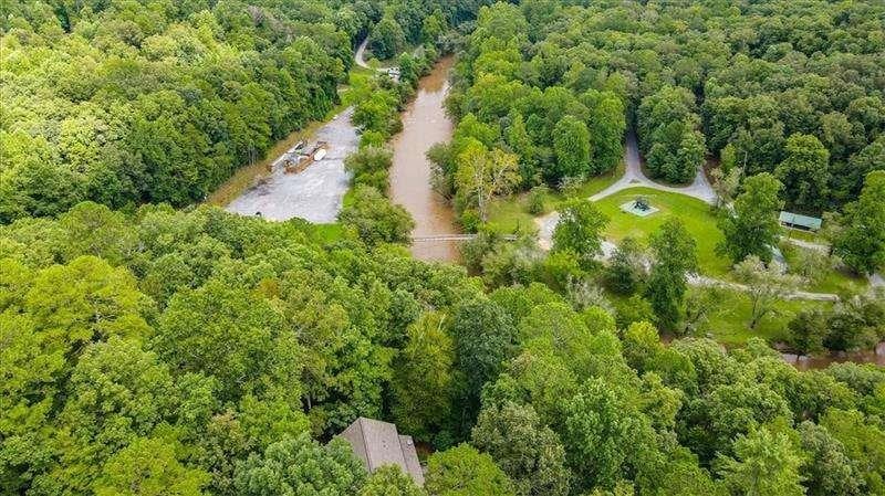 411 Gunite Cir, Ellijay, GA 30540 - photo 1