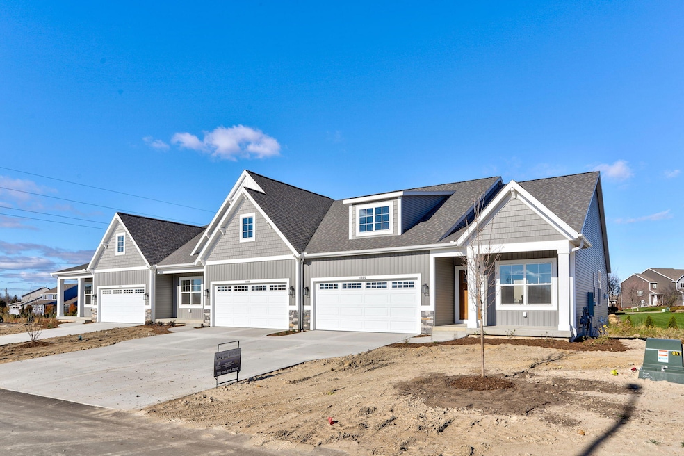 11905 Smithfield Dr, Holland, MI 49424 - photo 1