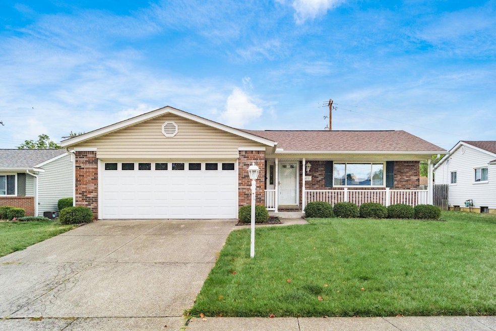 4811 Manitoba Rd, Columbus, OH 43229 - photo 1