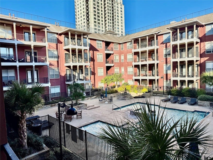 2400 Mccue Rd unit 233, Houston, TX 77056 - photo 1