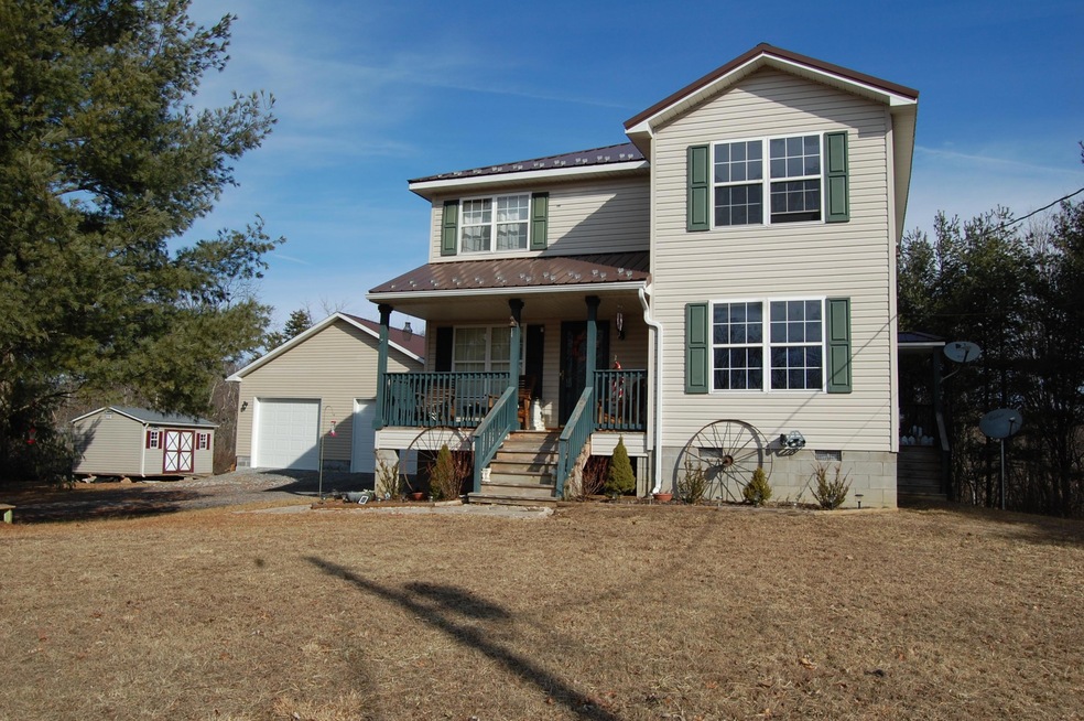 60 Ivy Lane