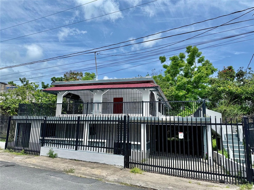 A-83 Progreso St Villa Esperanza, Carolina, PR 00985 - photo 1