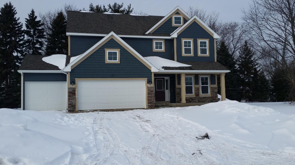 2650 Avalon Woods Dr, Portage, MI 49024 - photo 1