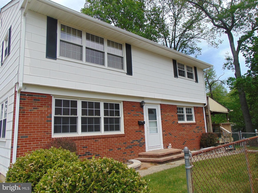 120 Schubert Ave, Runnemede, NJ 08078 - photo 1