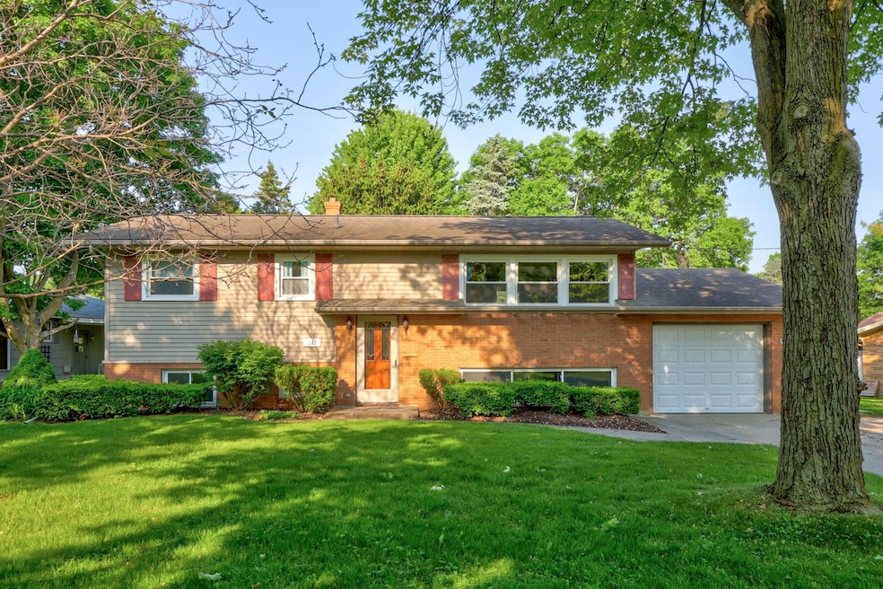 317 Ardussi St, Frankenmuth, MI 48734 - photo 1