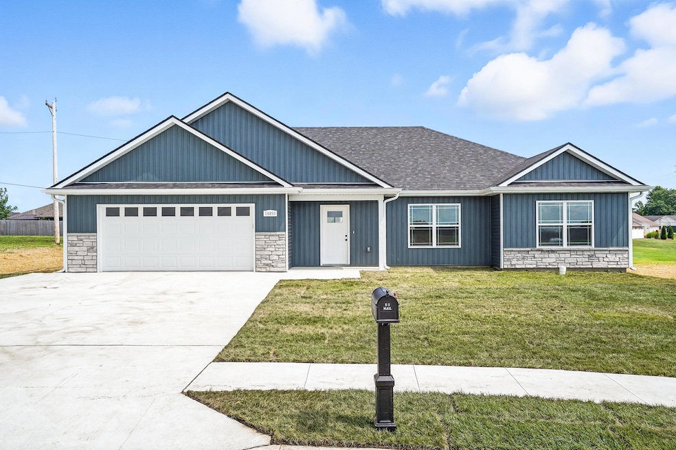 For Sale $326,000 • Co-Listing Agent