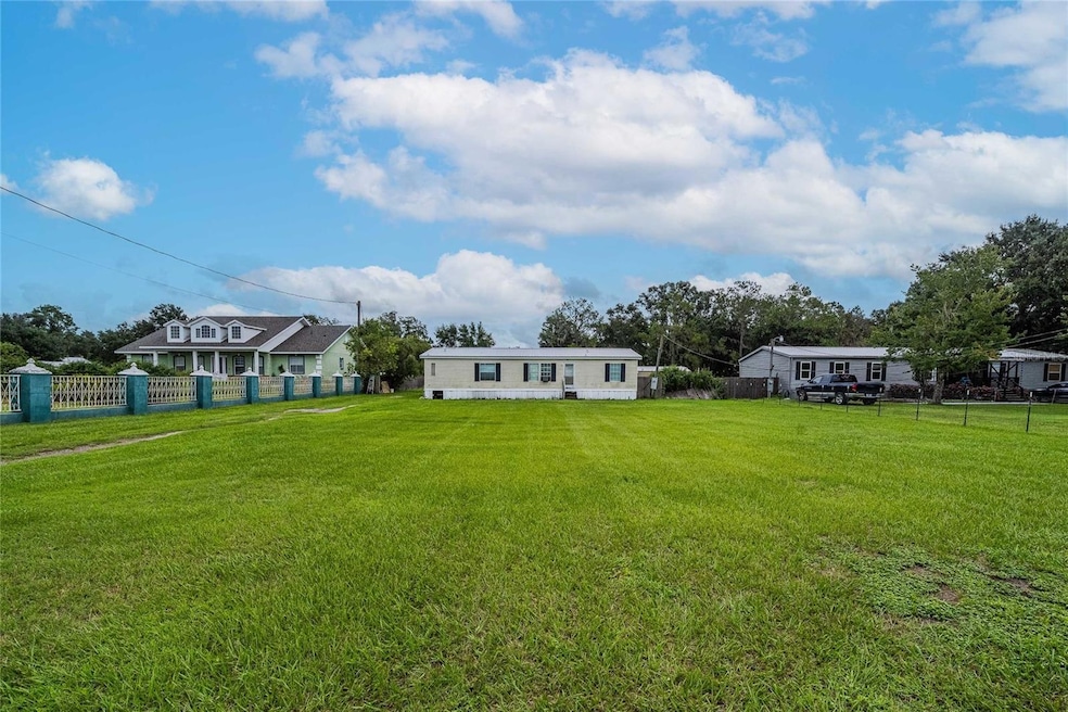 4111 Laurel Crest Ct, Mulberry, FL 33860 - photo 1