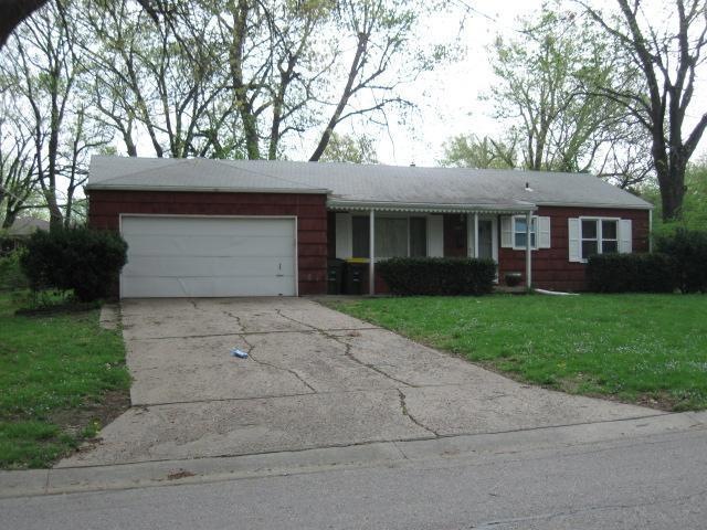 6729 Melrose Ln, Shawnee, KS 66203 - photo 1