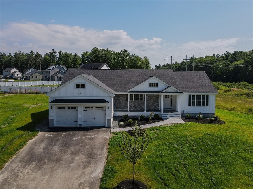 86 Berube Ln unit 34, Dracut, MA 01826 - photo 1