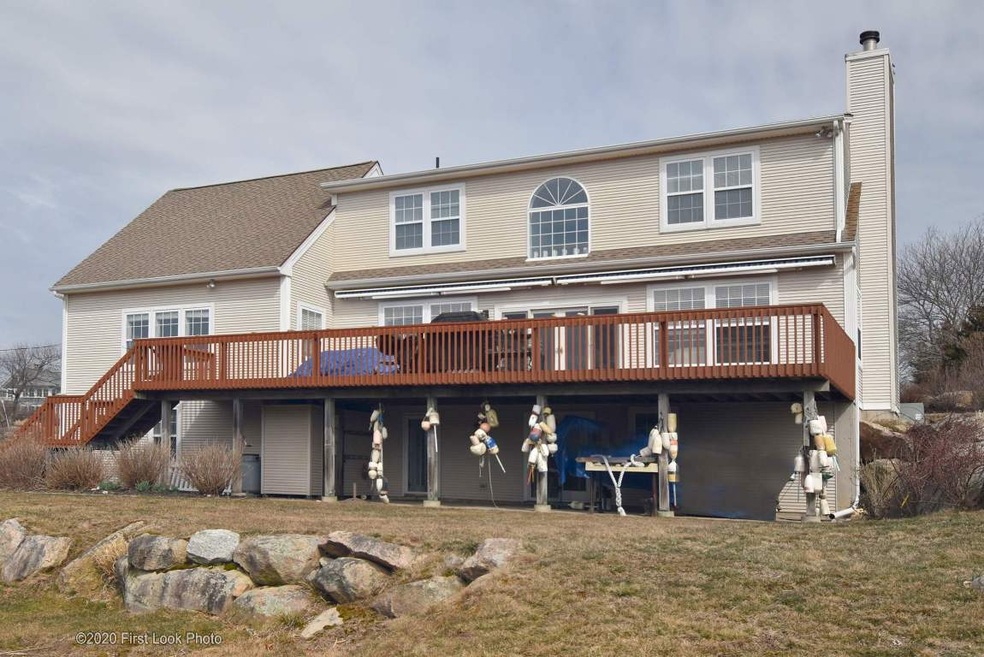 43 Middle Rd, Wakefield, RI 02879 - photo 1