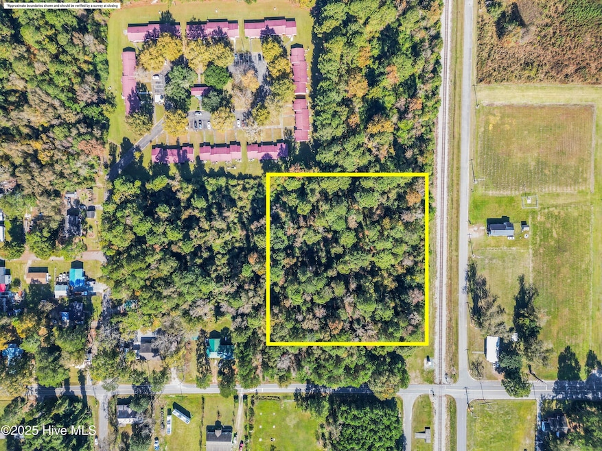 E Railroad Street Rose Hill NC