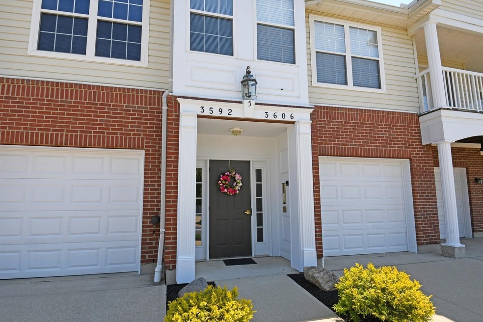 3592 Chestnut Park Ln unit 4, Cleves, OH 45002 - photo 1