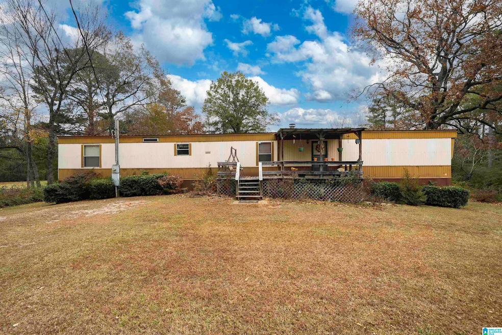 3665 Sellers Dr, Bessemer, AL 35022 - photo 1