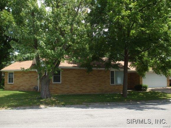 Welcome home: 117 Gaylord!