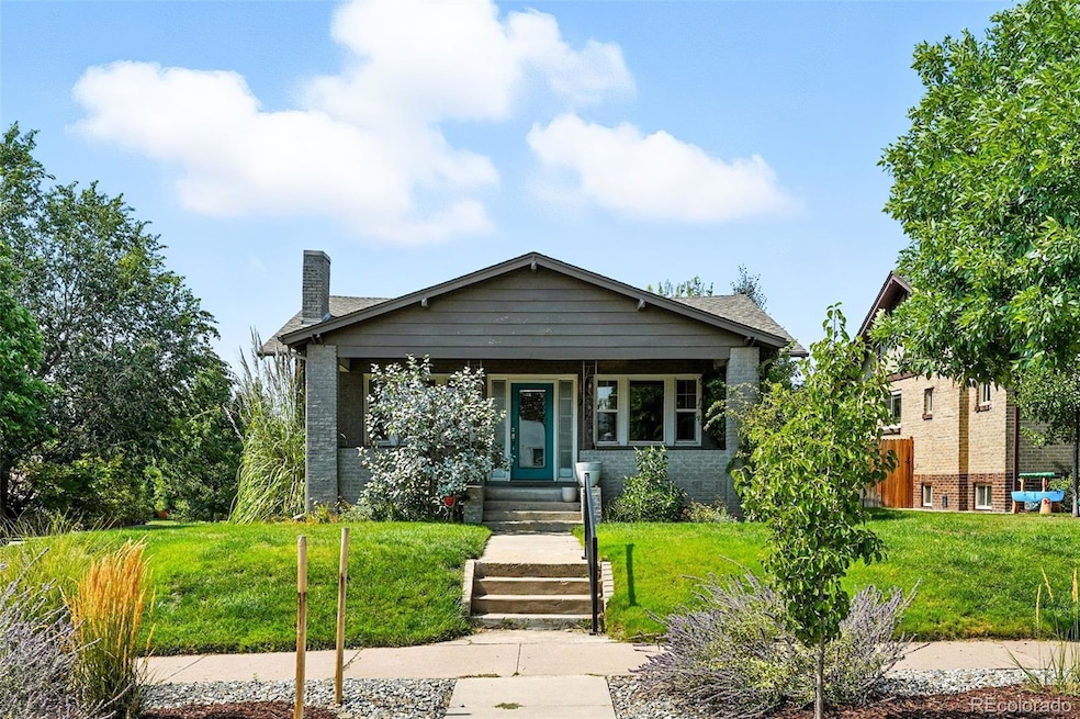 Sold $828,000 • Co-Listing Agent