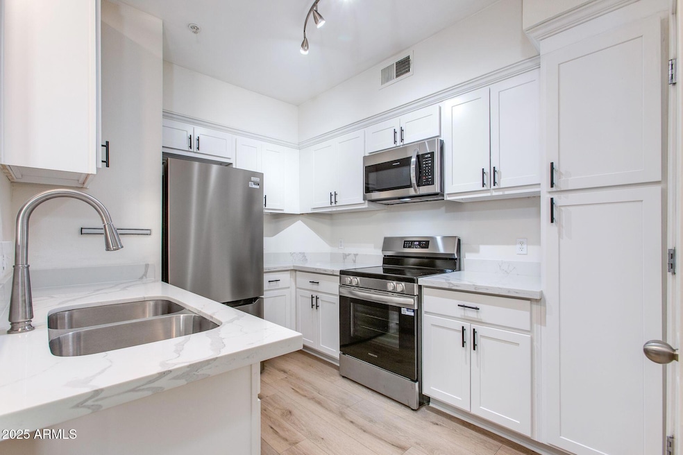 For Rent $1,900/month