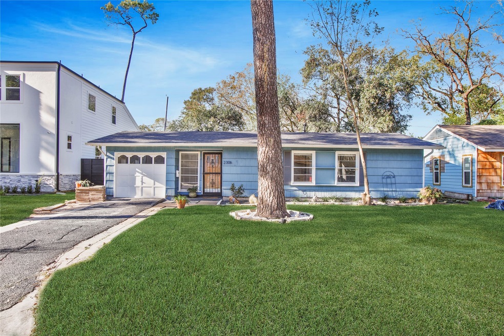 2306 Althea Dr, Houston, TX 77018 - photo 1