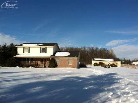 10022 Hill Rd, Swartz Creek, MI 48473 - photo 1
