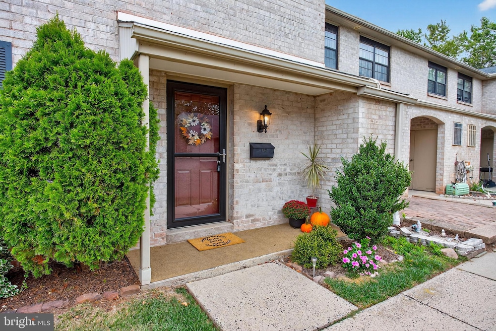 Under Contract $320,000