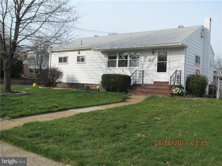 203 Bailey Ave, Maple Shade, NJ 08052 - photo 1