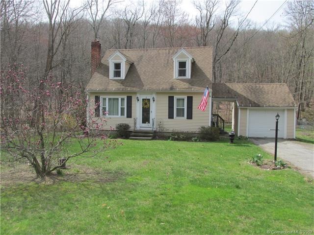 403 Oxford Rd, Oxford, CT 06478 - photo 1